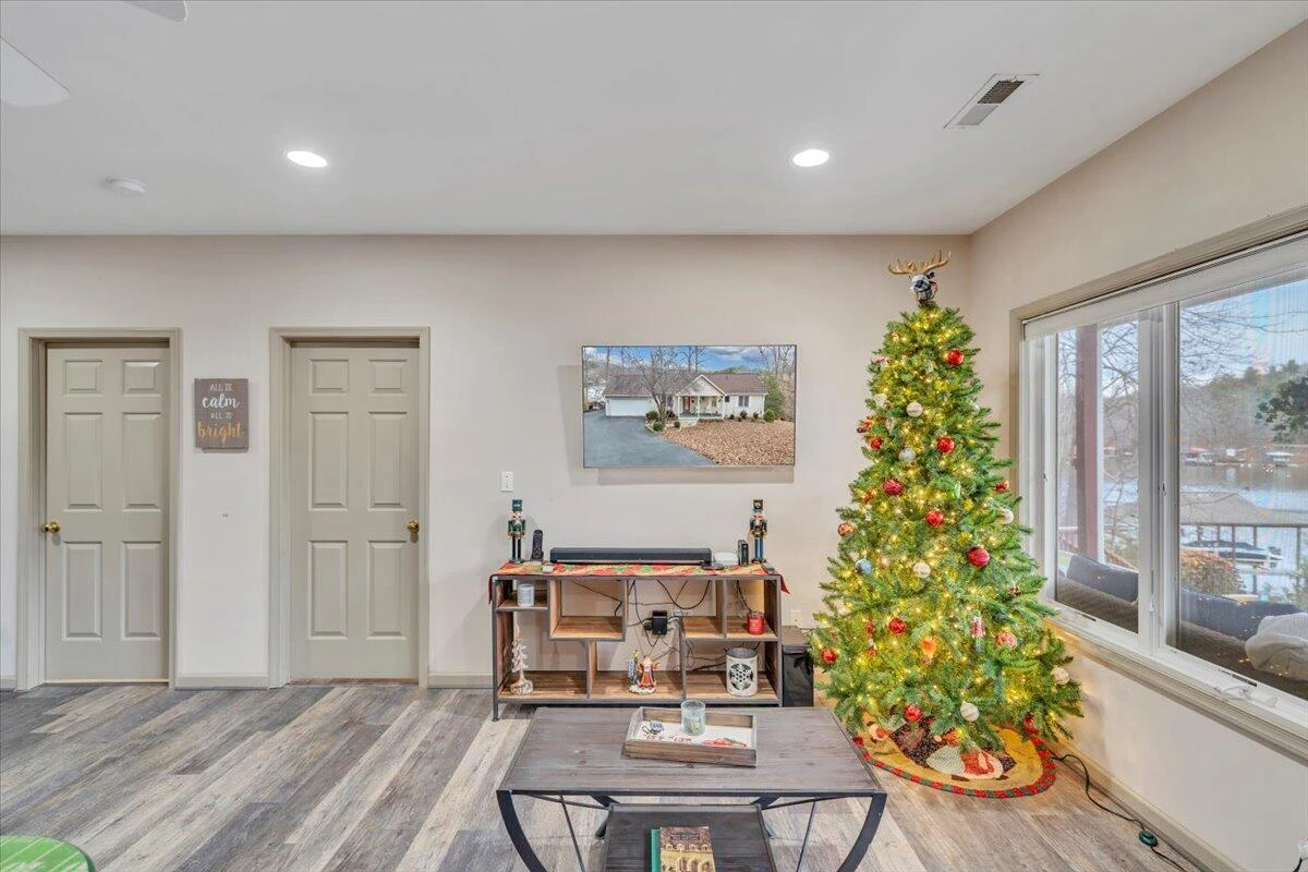 60 Cameron CIR - Photo 14