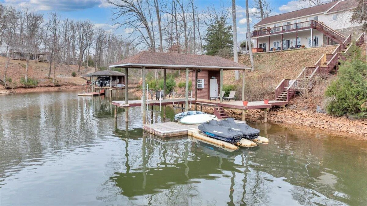 60 Cameron CIR - Photo 3