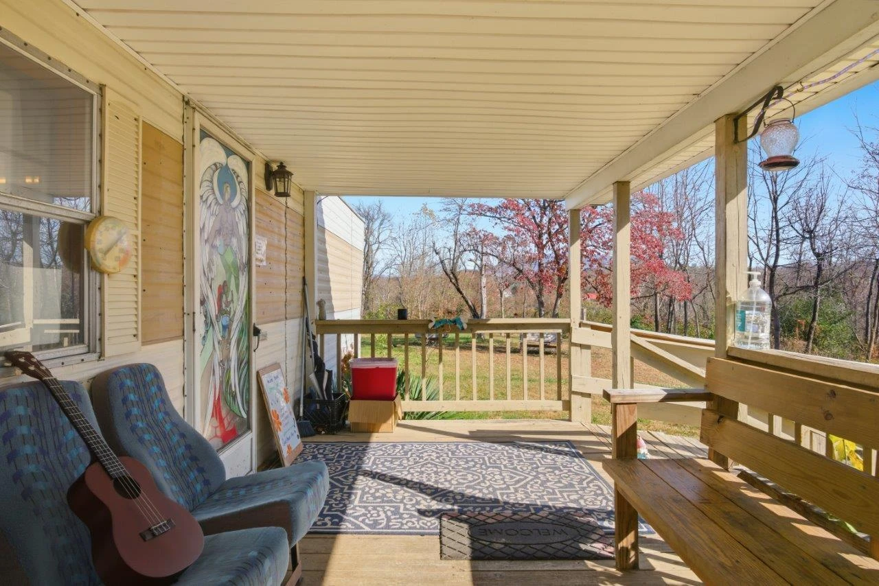 204 Douglas LN - Photo 39