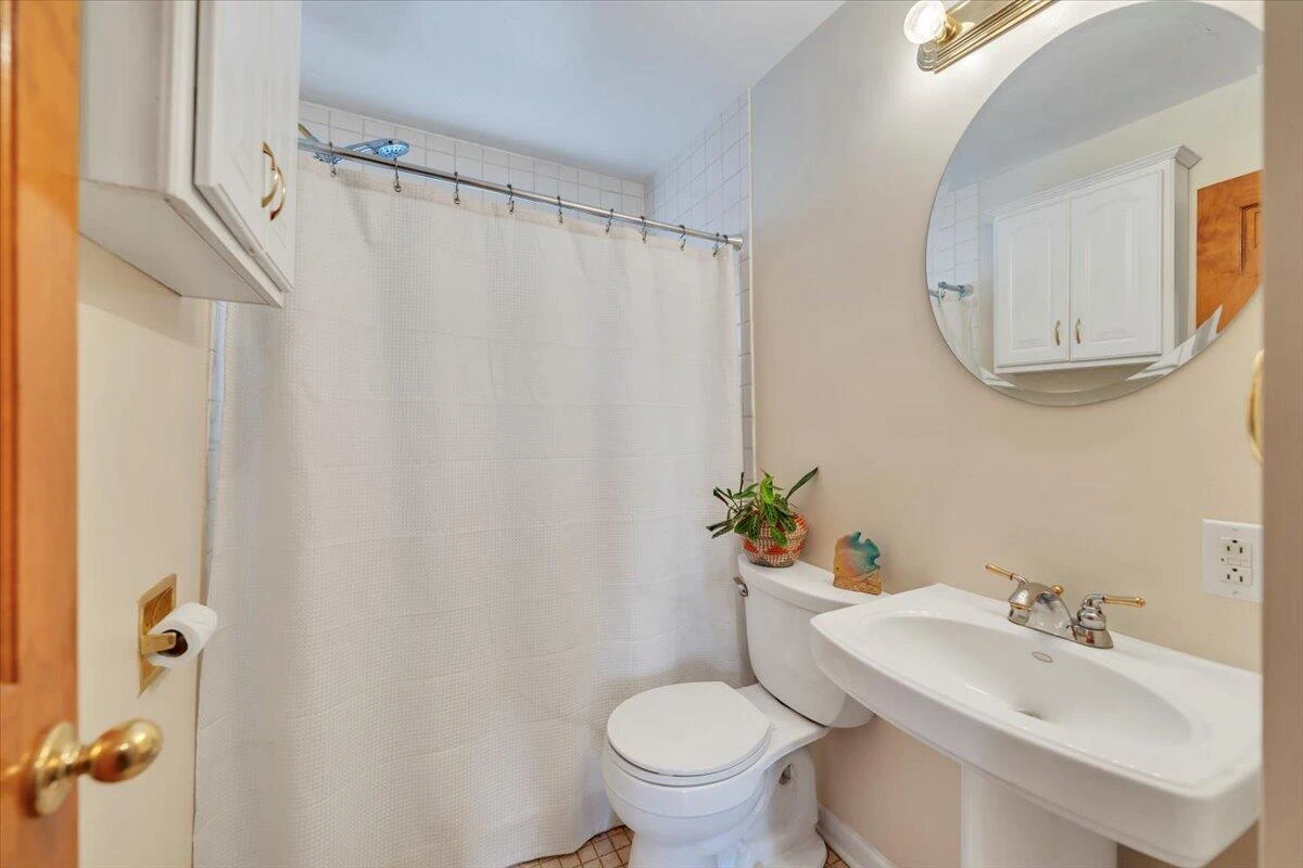 1319 Pechin AVE SE - Photo 20