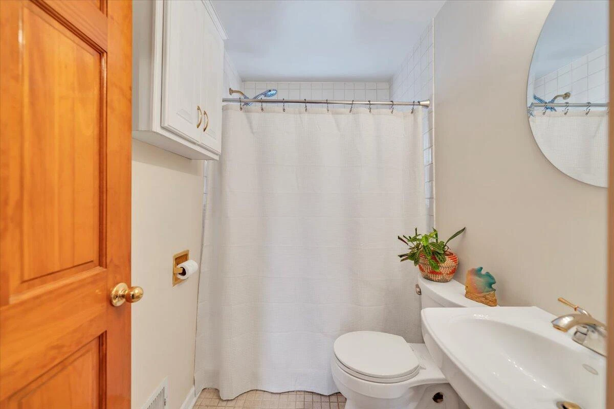 1319 Pechin AVE SE - Photo 21