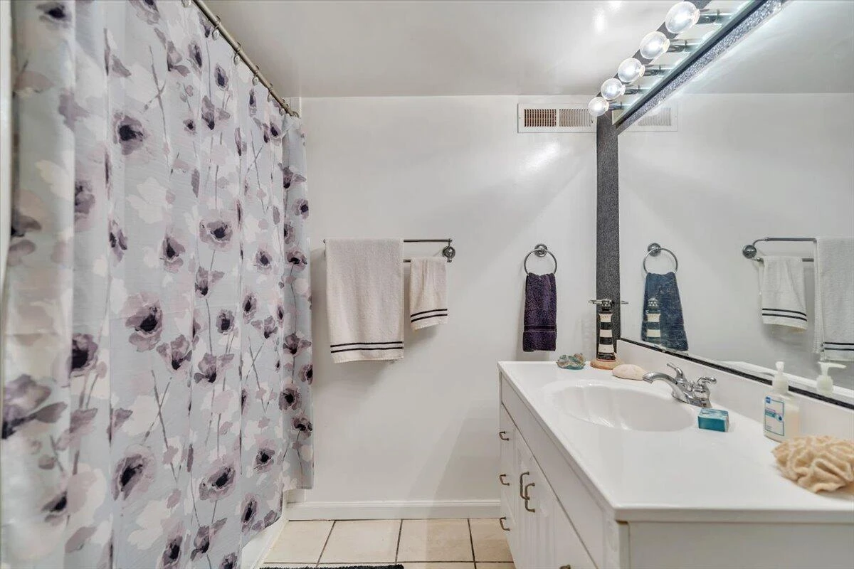 1319 Pechin AVE SE - Photo 26