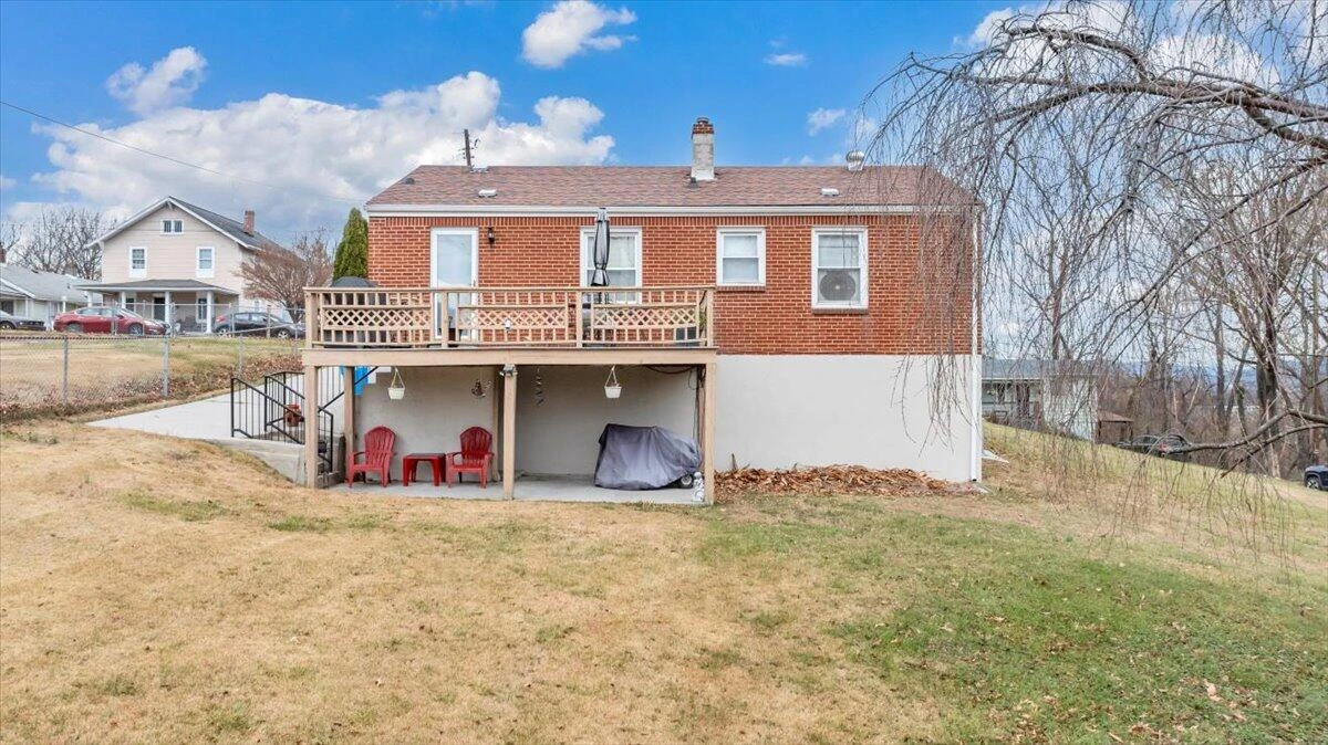 1319 Pechin AVE SE - Photo 47