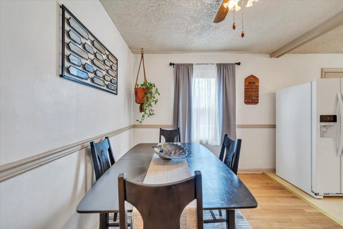 1319 Pechin AVE SE - Photo 8