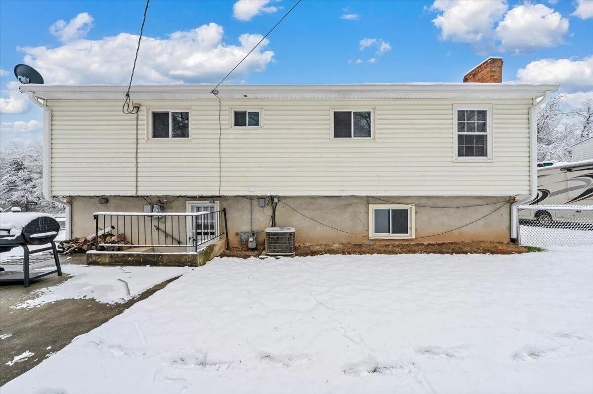 2540 Mcvitty RD SW - Photo 36