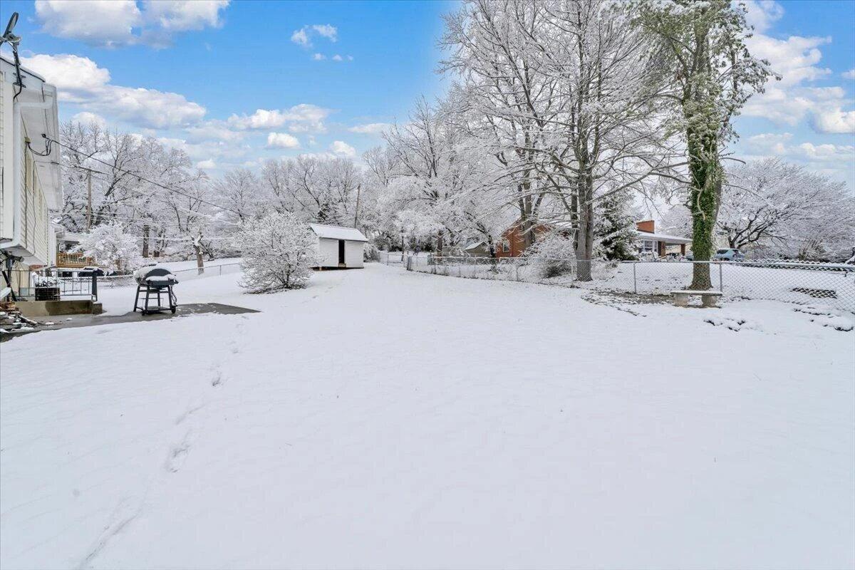 2540 Mcvitty RD SW - Photo 38