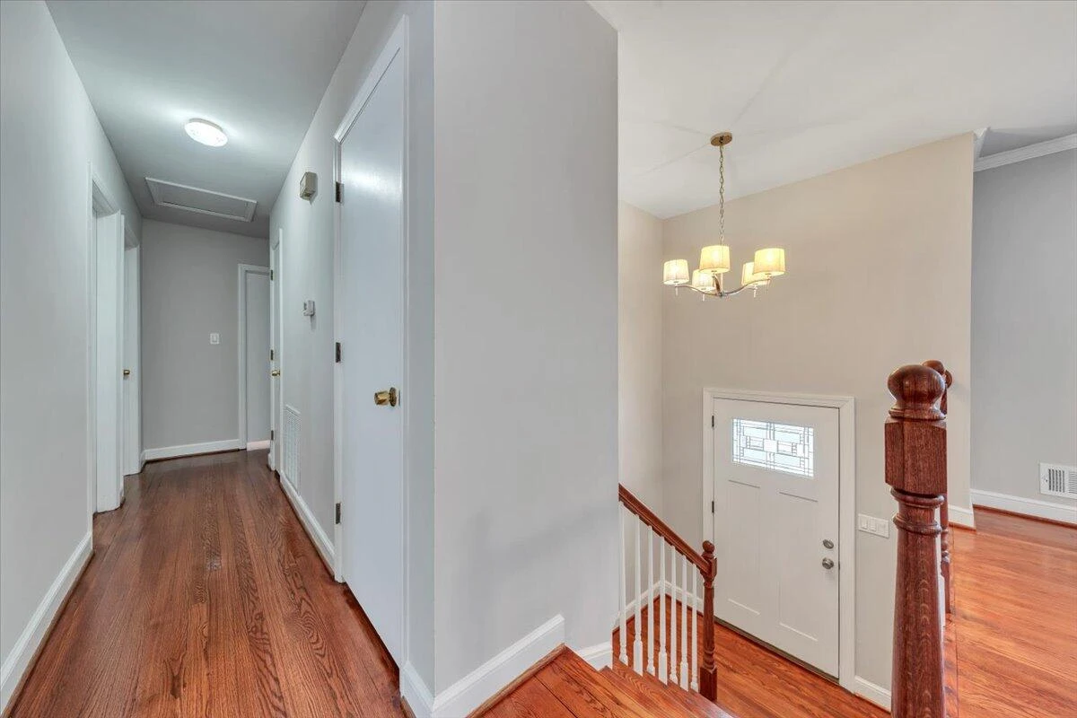 2540 Mcvitty RD SW - Photo 4