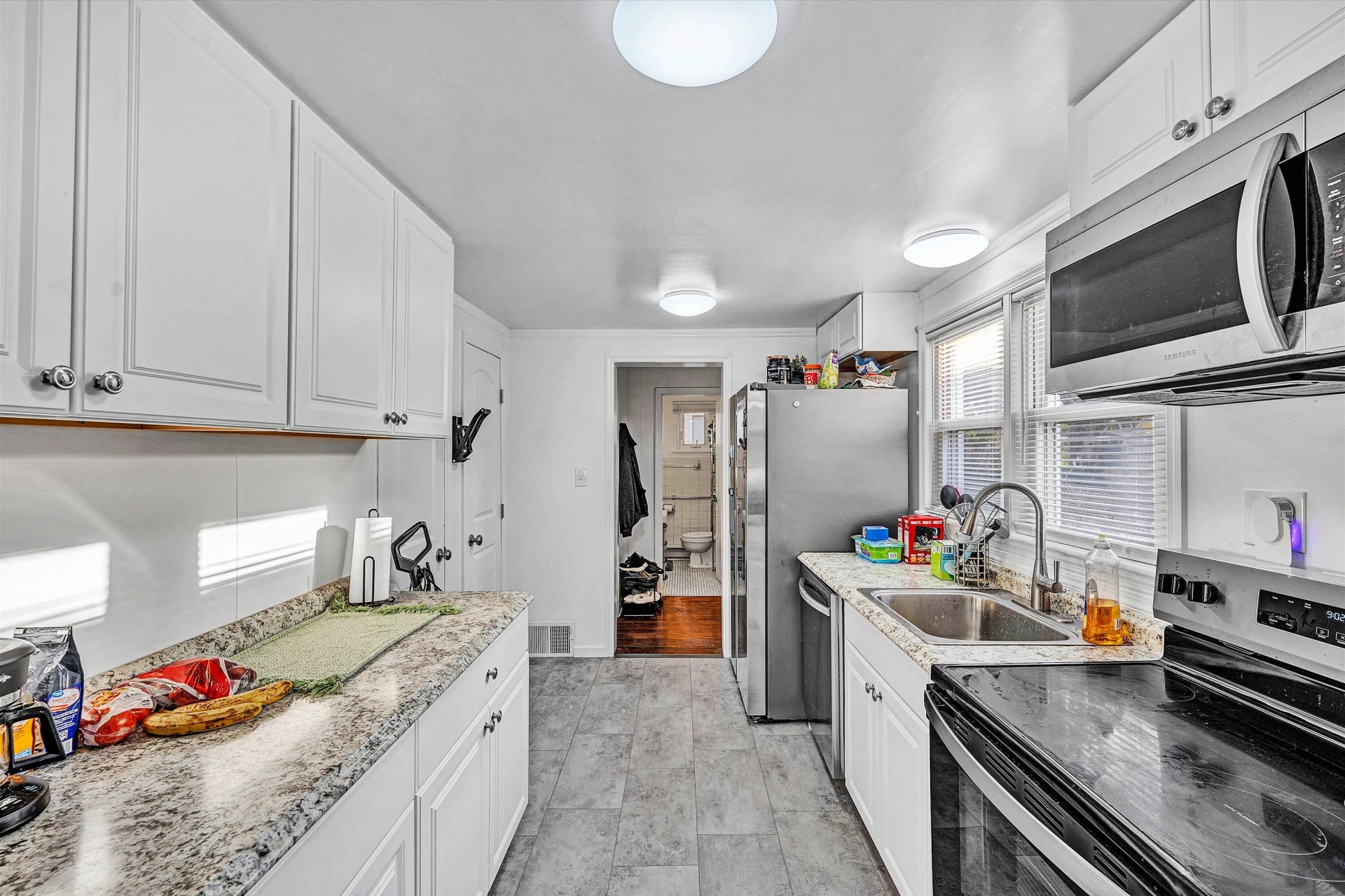 3015 KENNEDY ST NE - Photo 12