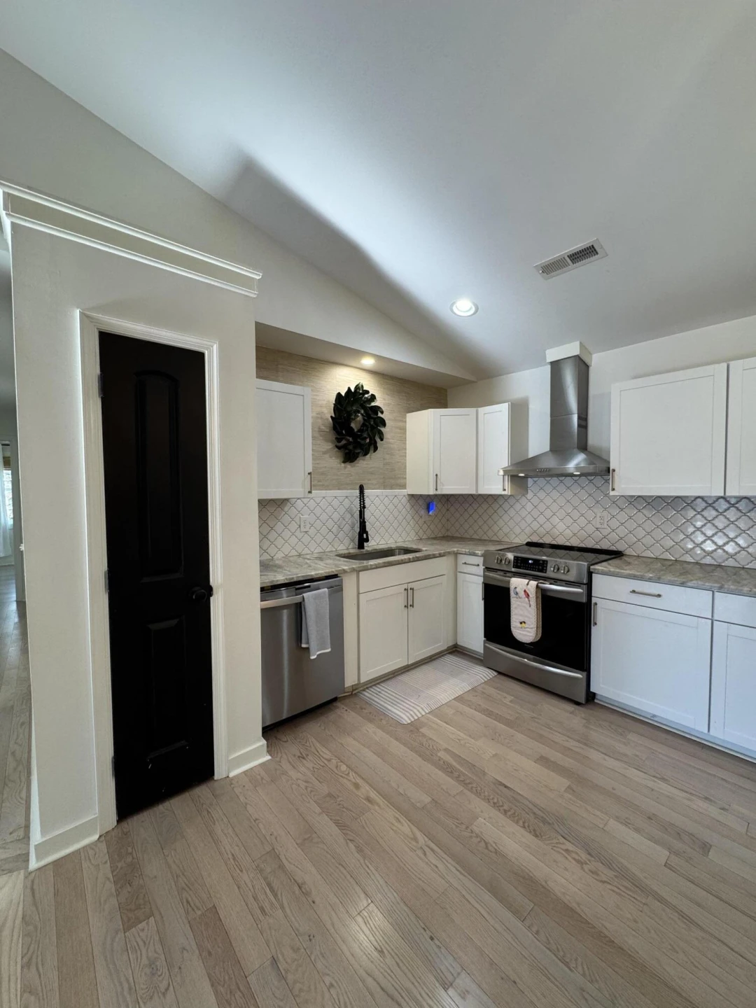 1369 Timberlake DR - Photo 5