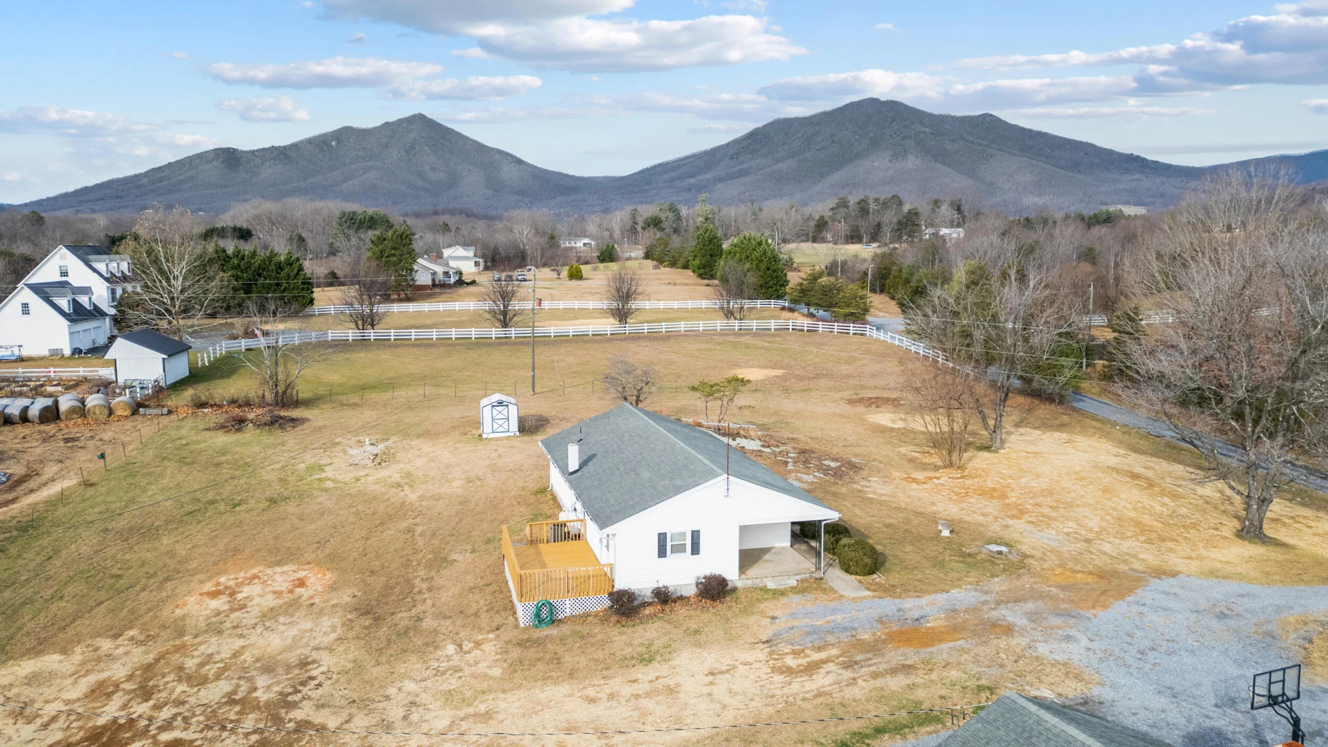 4224 Jopling RD - Photo 3