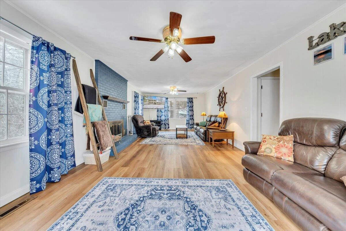 508 Hemlock Shores DR - Photo 11