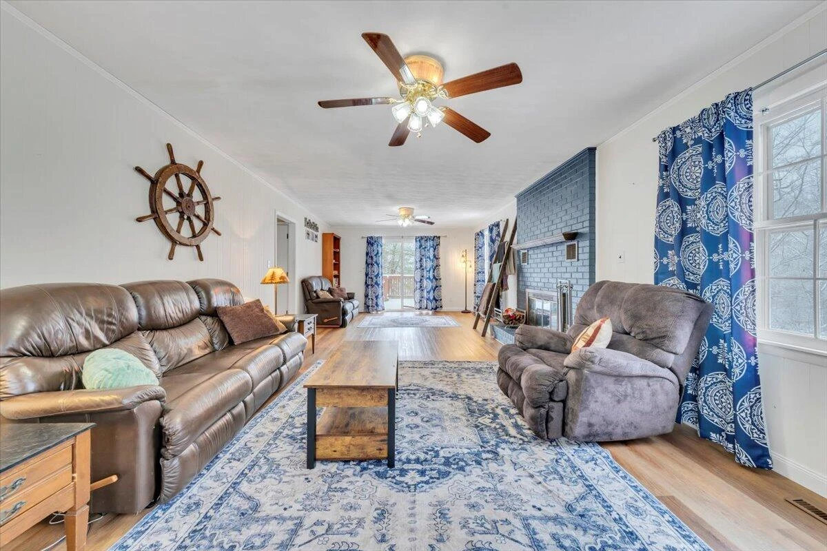 508 Hemlock Shores DR - Photo 13