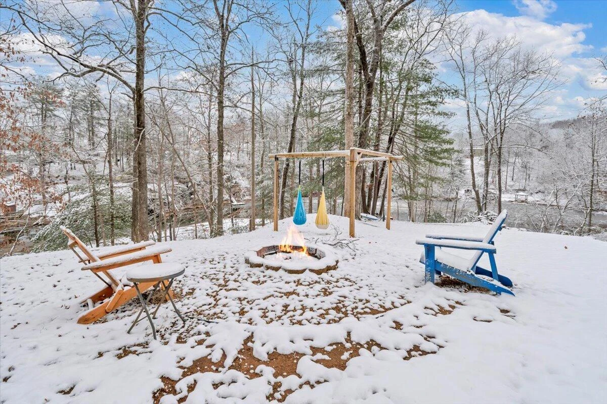 508 Hemlock Shores DR - Photo 32