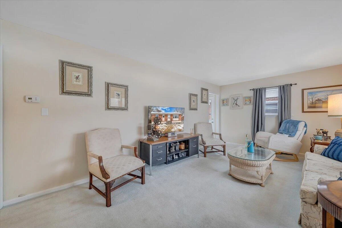 5433 Palm Valley RD - Photo 12