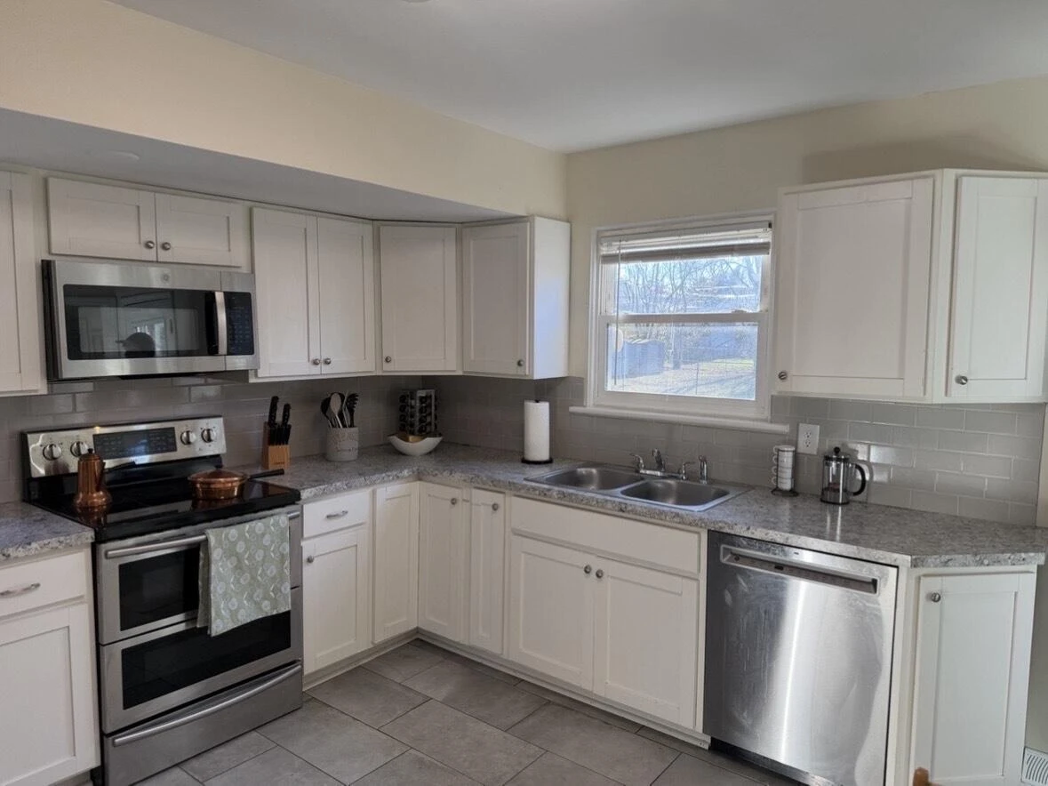 5433 Palm Valley RD - Photo 13