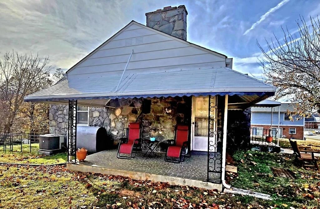 1880 Old Chatham RD - Photo 45