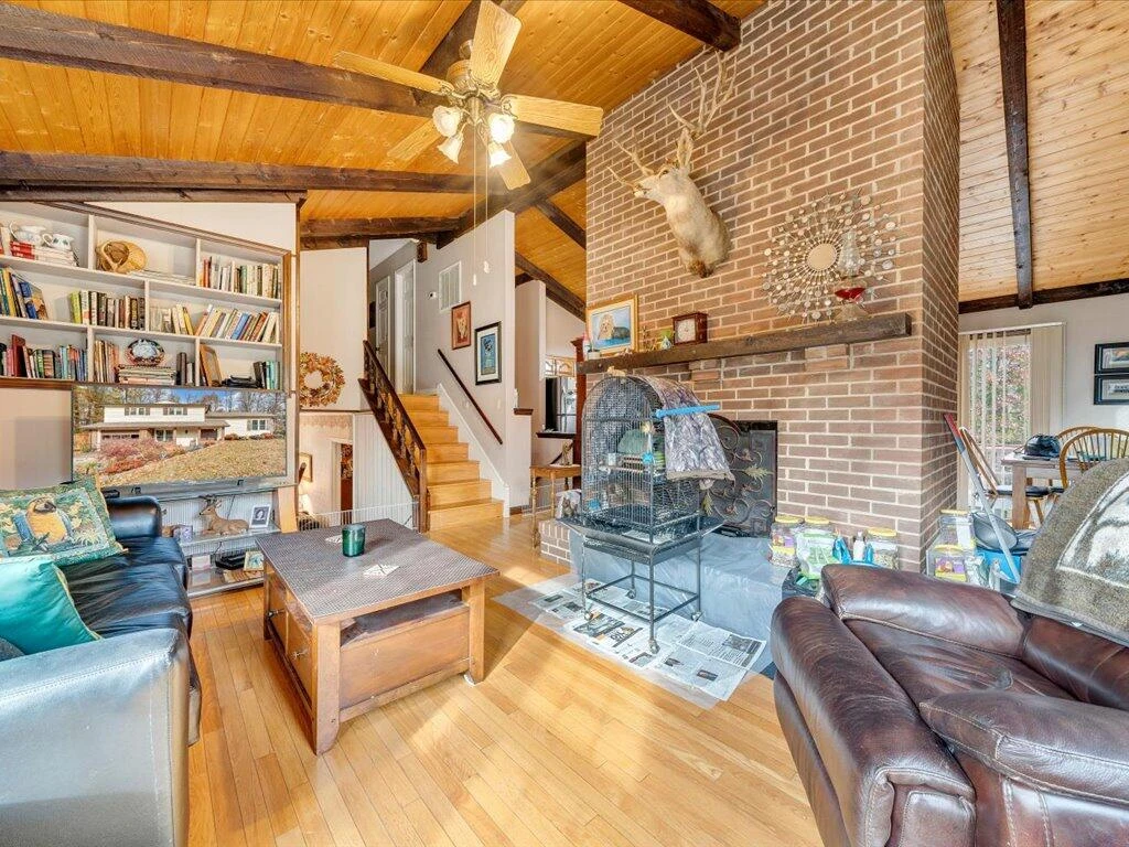 138 Carriage CT - Photo 16