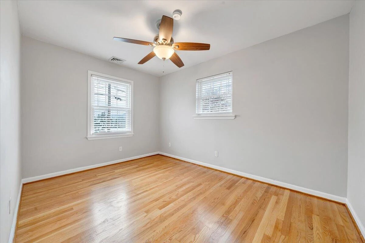 646 E Augusta AVE - Photo 37