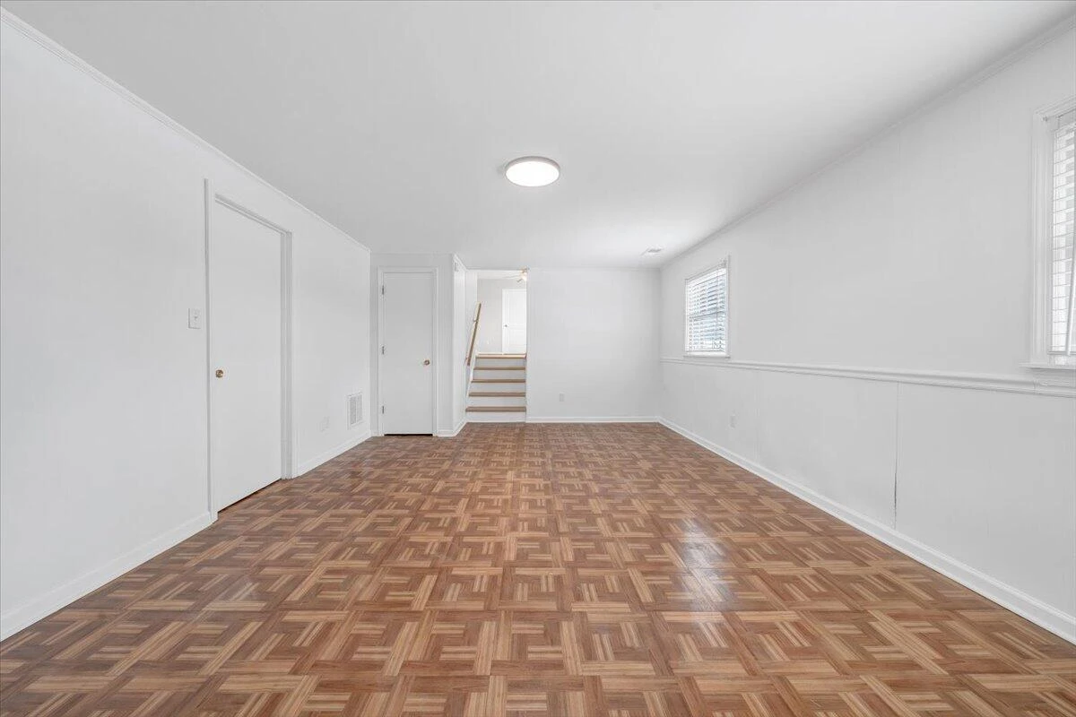 646 E Augusta AVE - Photo 45