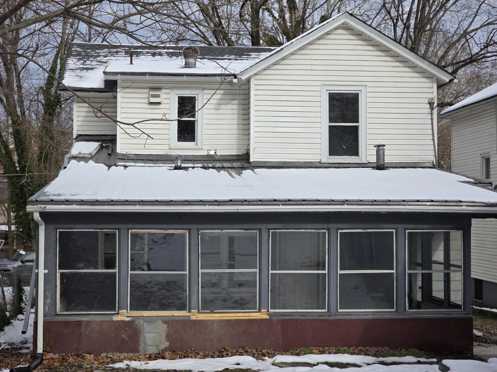 309 Roxbury ST - Photo 21