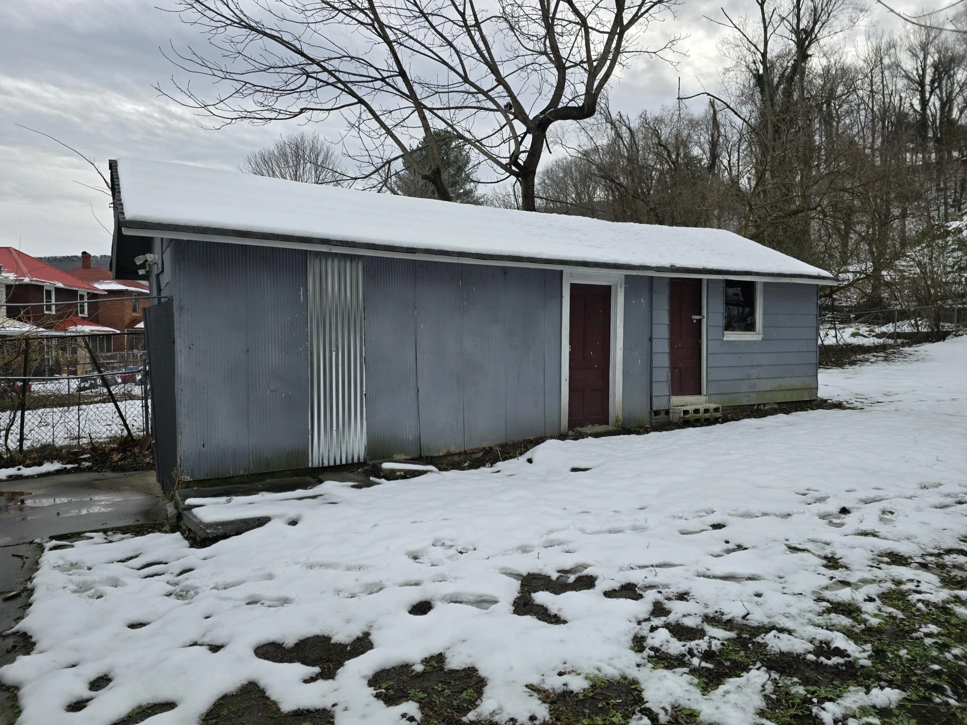 309 Roxbury ST - Photo 22