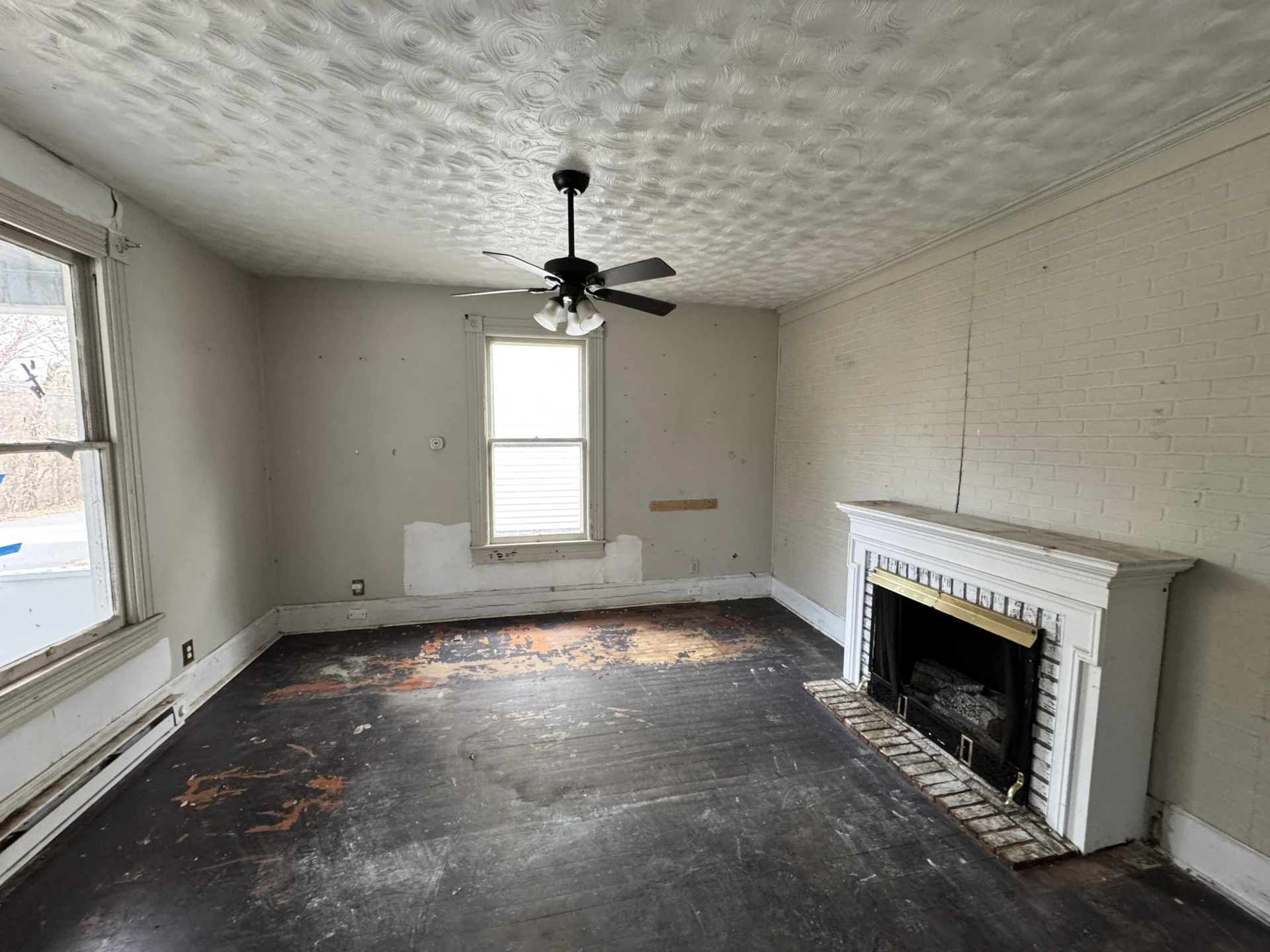 309 Roxbury ST - Photo 23