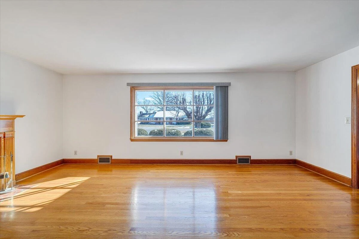 470 Hilltop Drive DR - Photo 10