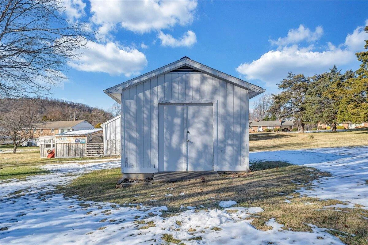 470 Hilltop Drive DR - Photo 38