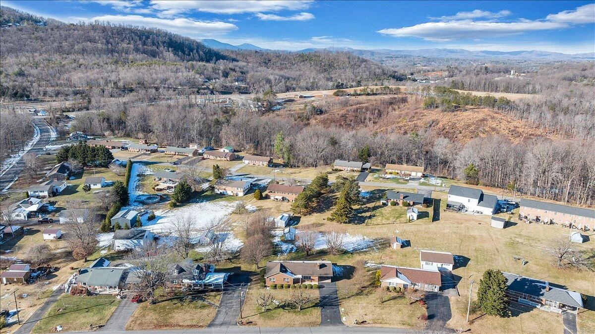 470 Hilltop Drive DR - Photo 44