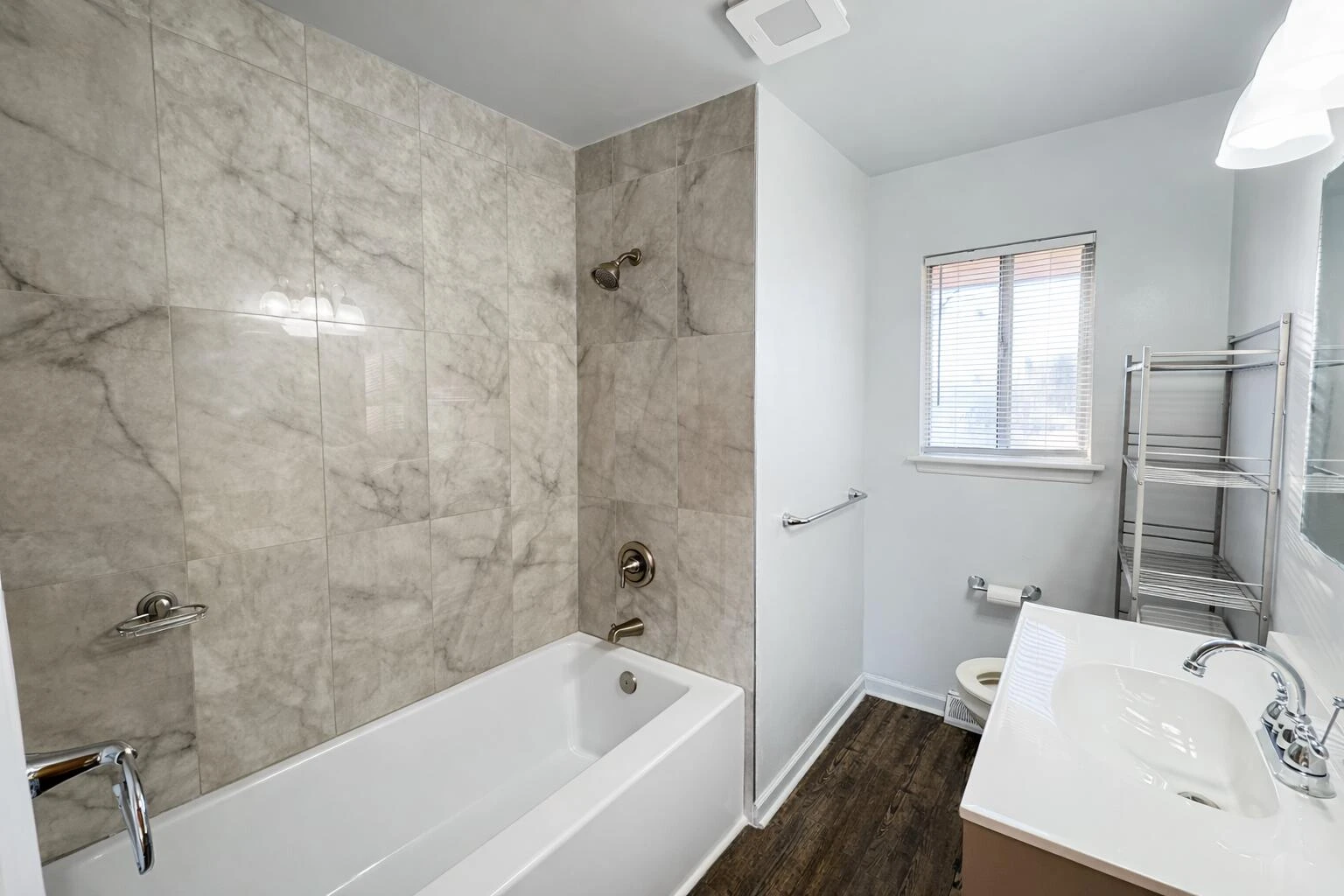 5536 Capito ST - Photo 6
