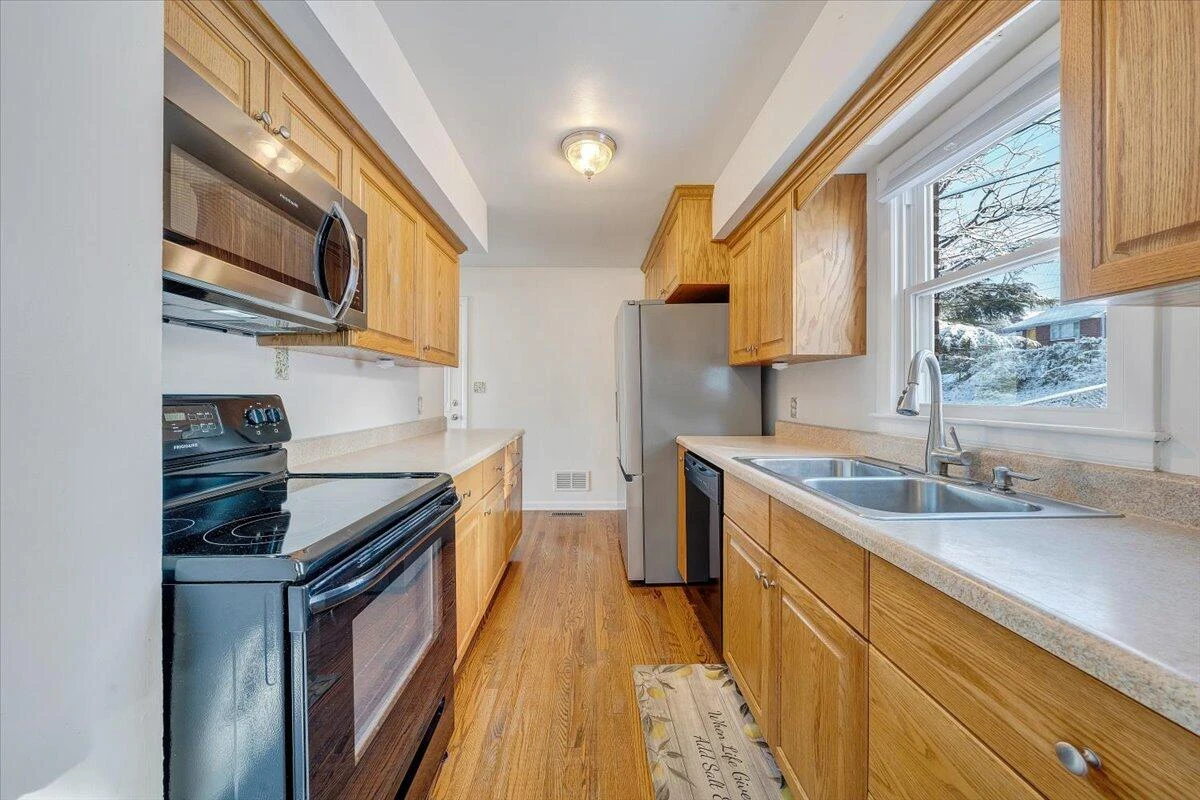 1234 Hamilton TER SE - Photo 9