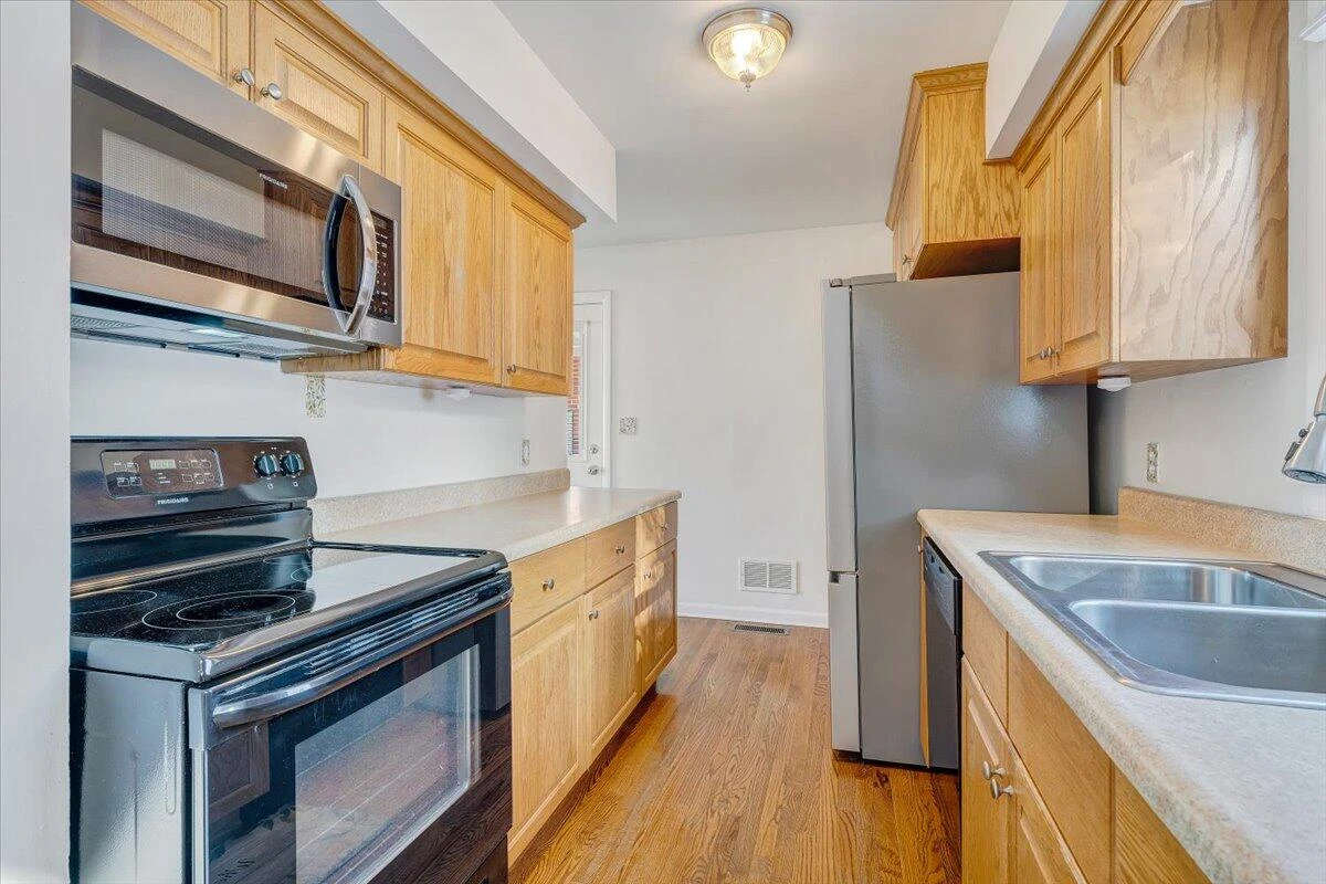 1234 Hamilton TER SE - Photo 10