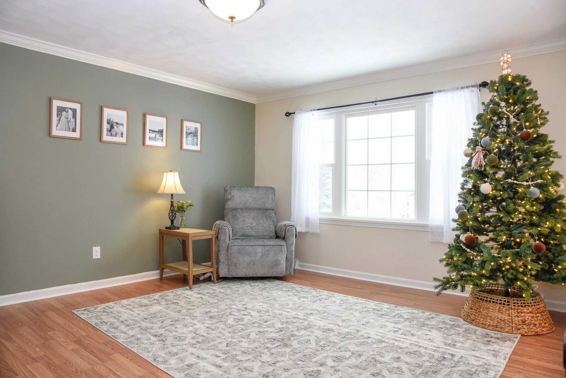 28 Spruce CIR - Photo 4