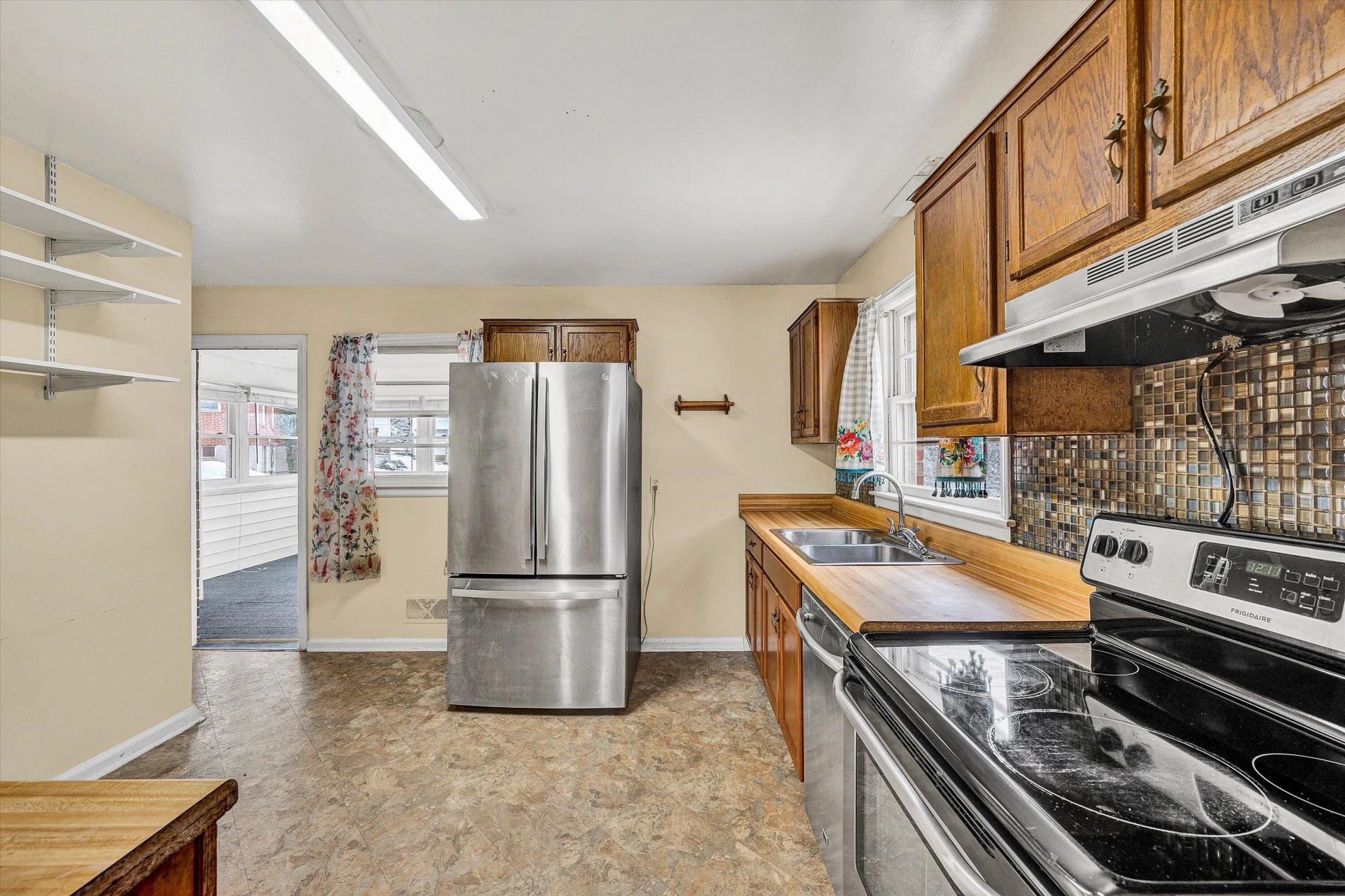 402 Cherryhill RD NW - Photo 11