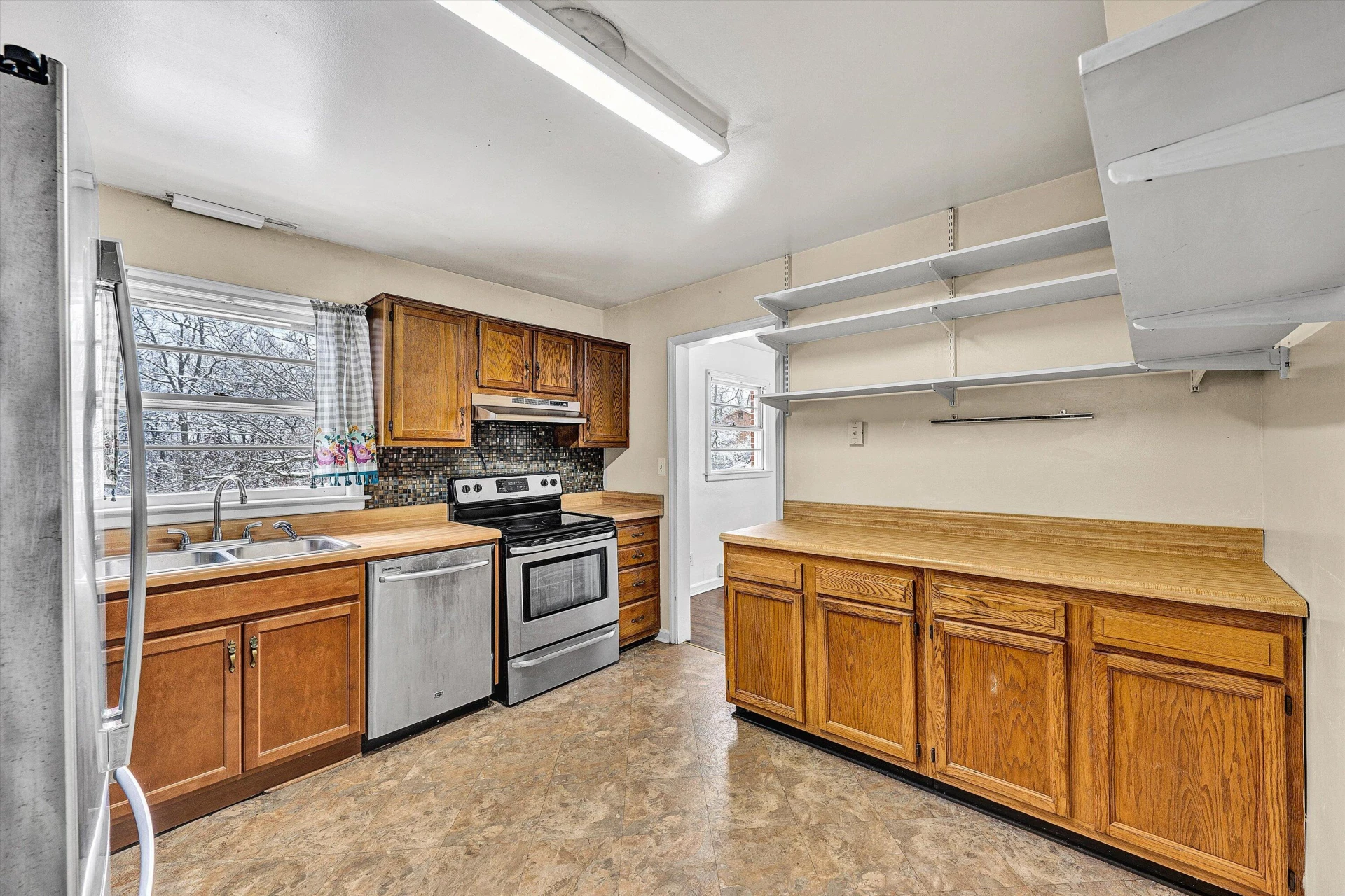 402 Cherryhill RD NW - Photo 14