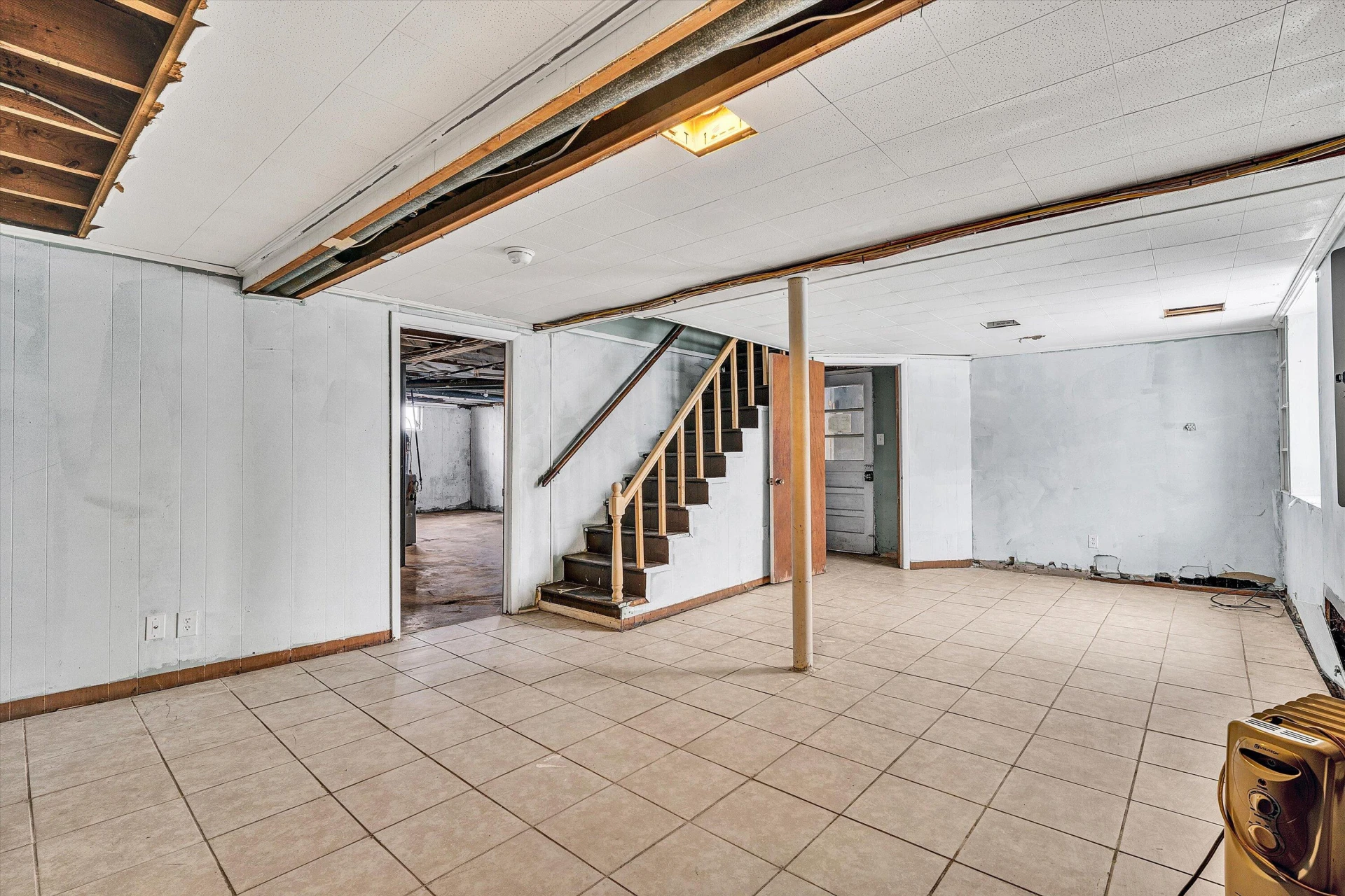 402 Cherryhill RD NW - Photo 28