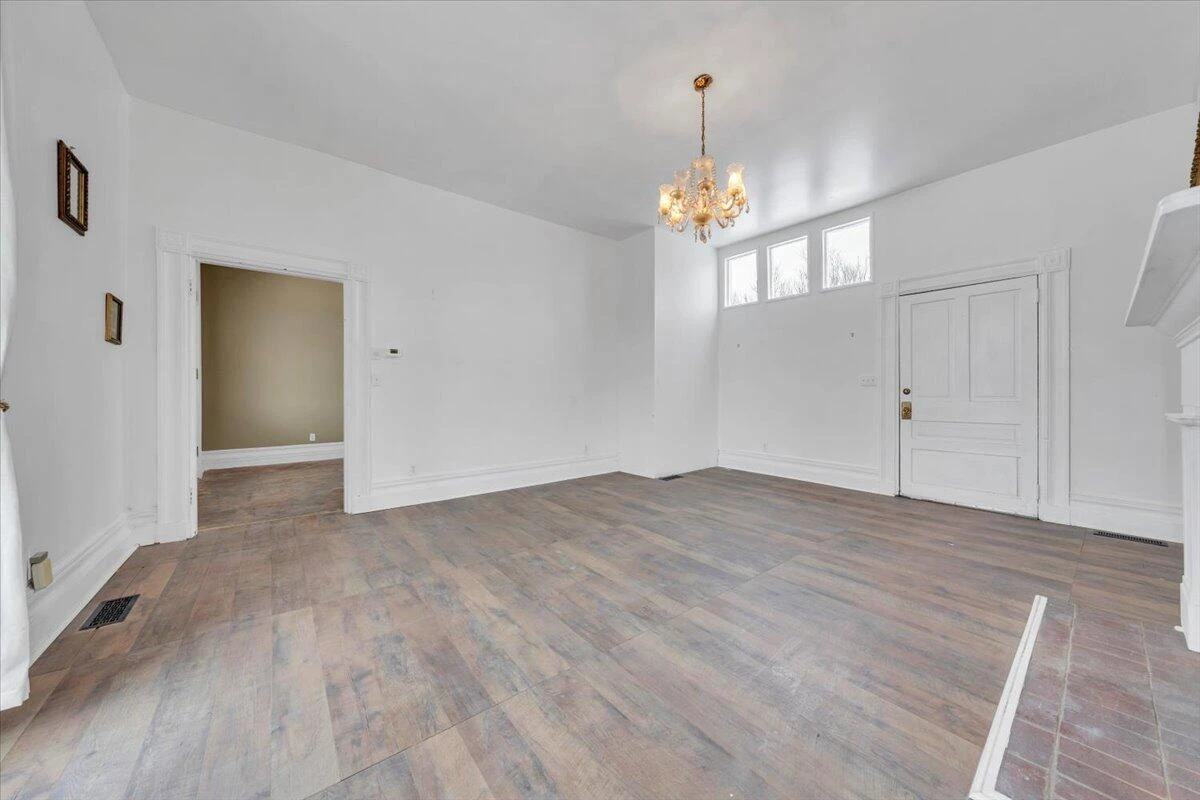 621 10th ST NW - Photo 23