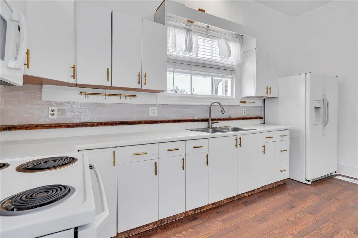 621 10th ST NW - Photo 28