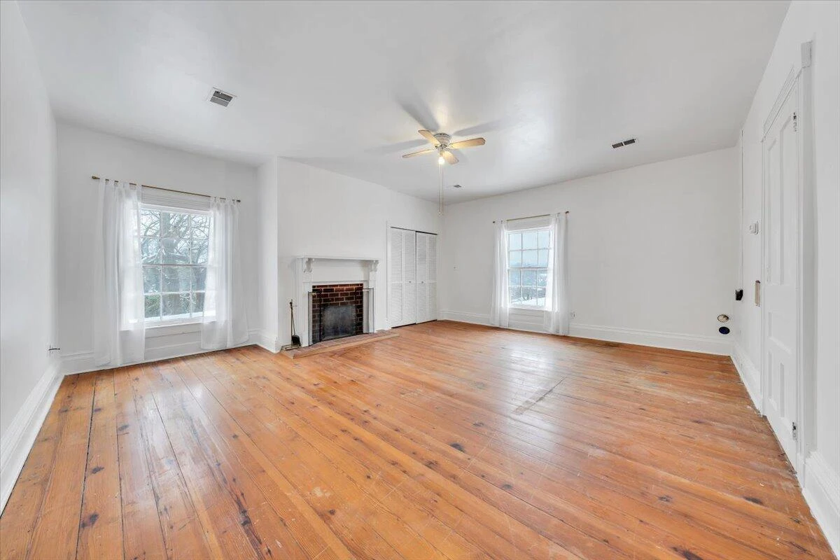 621 10th ST NW - Photo 38