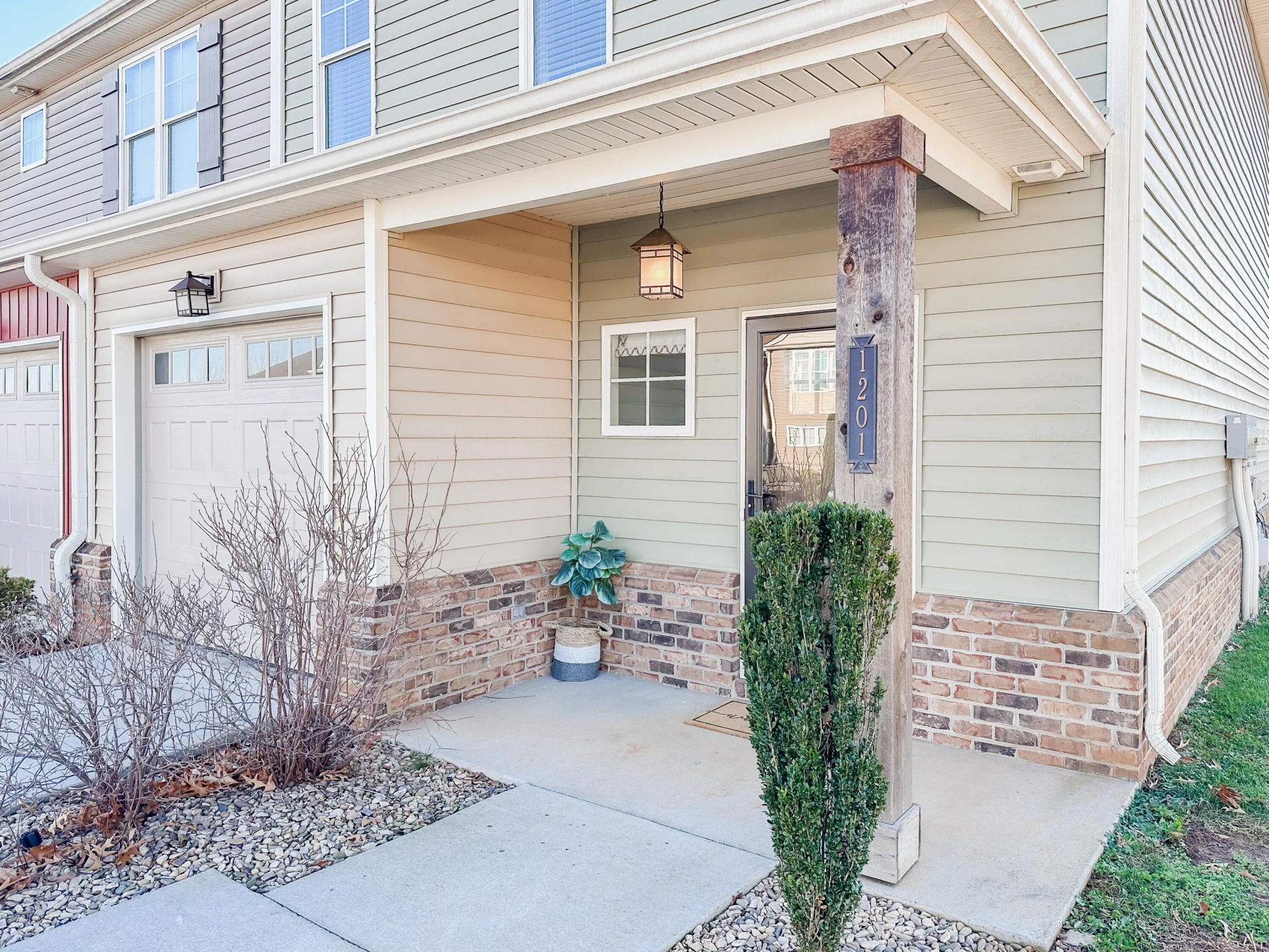 1201 Commonwealth CIR
