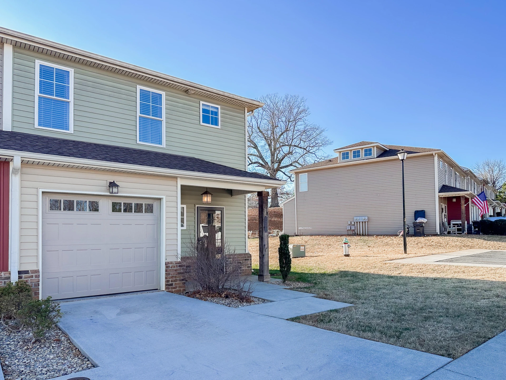 1201 Commonwealth CIR - Photo 3