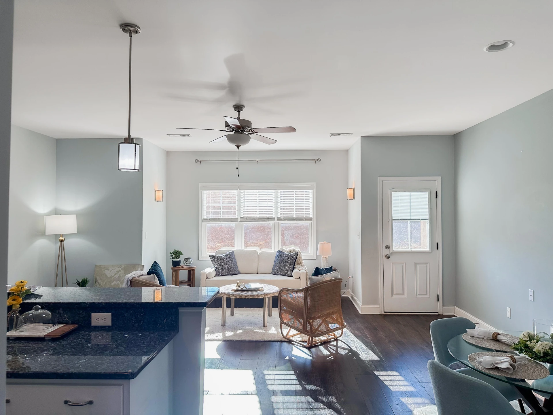 1201 Commonwealth CIR - Photo 4