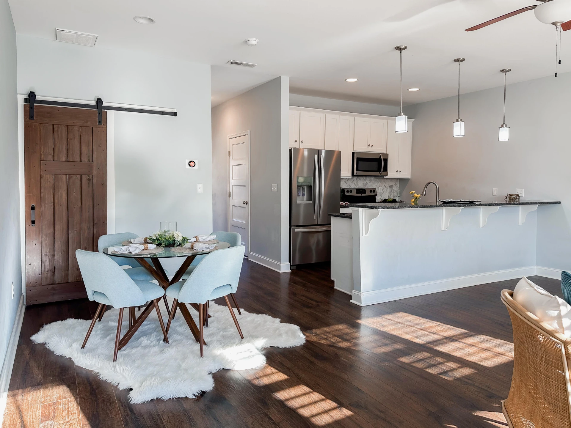 1201 Commonwealth CIR - Photo 5