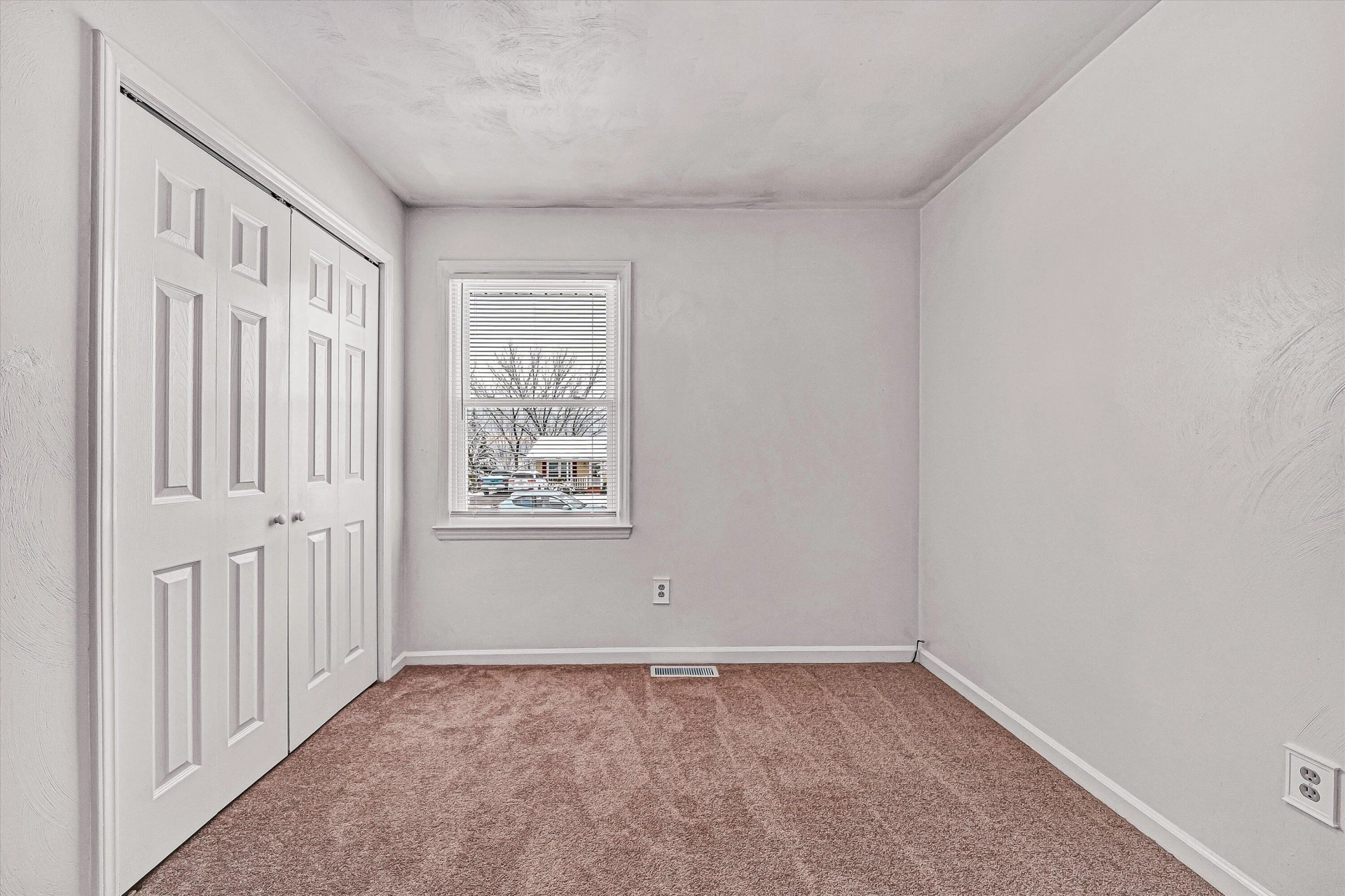 4760 Lantern ST - Photo 11
