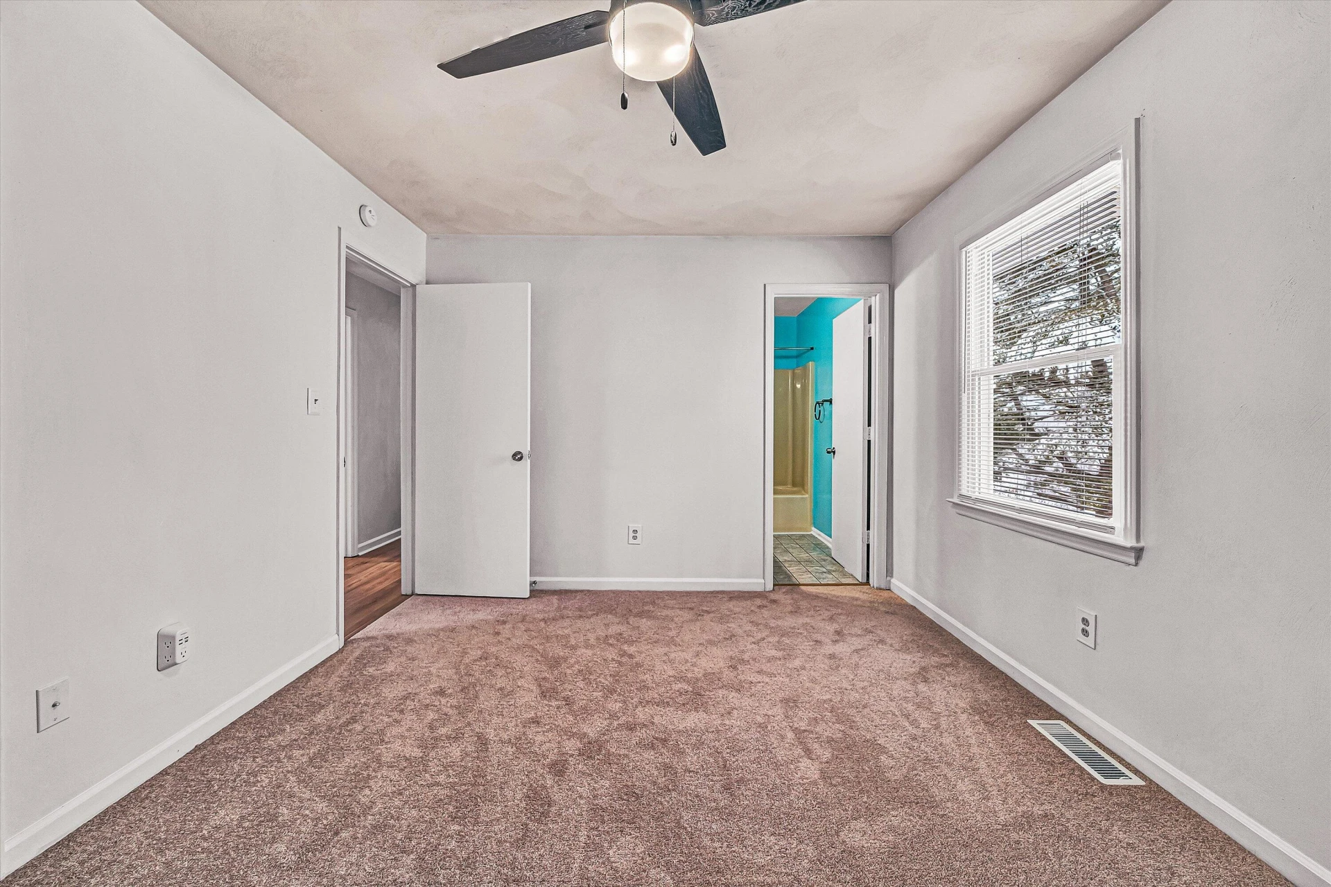 4760 Lantern ST - Photo 13