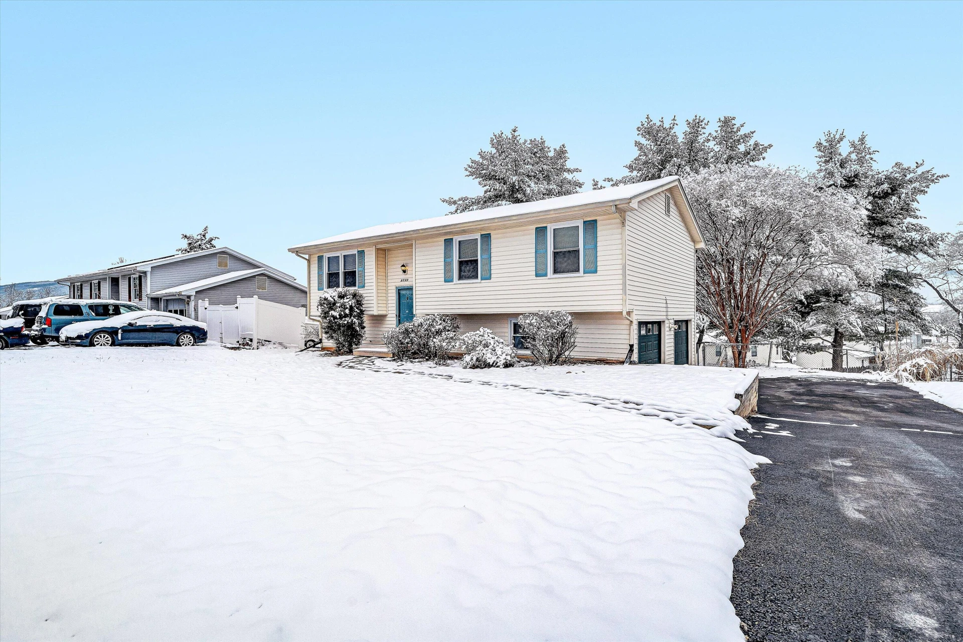 4760 Lantern ST - Photo 2