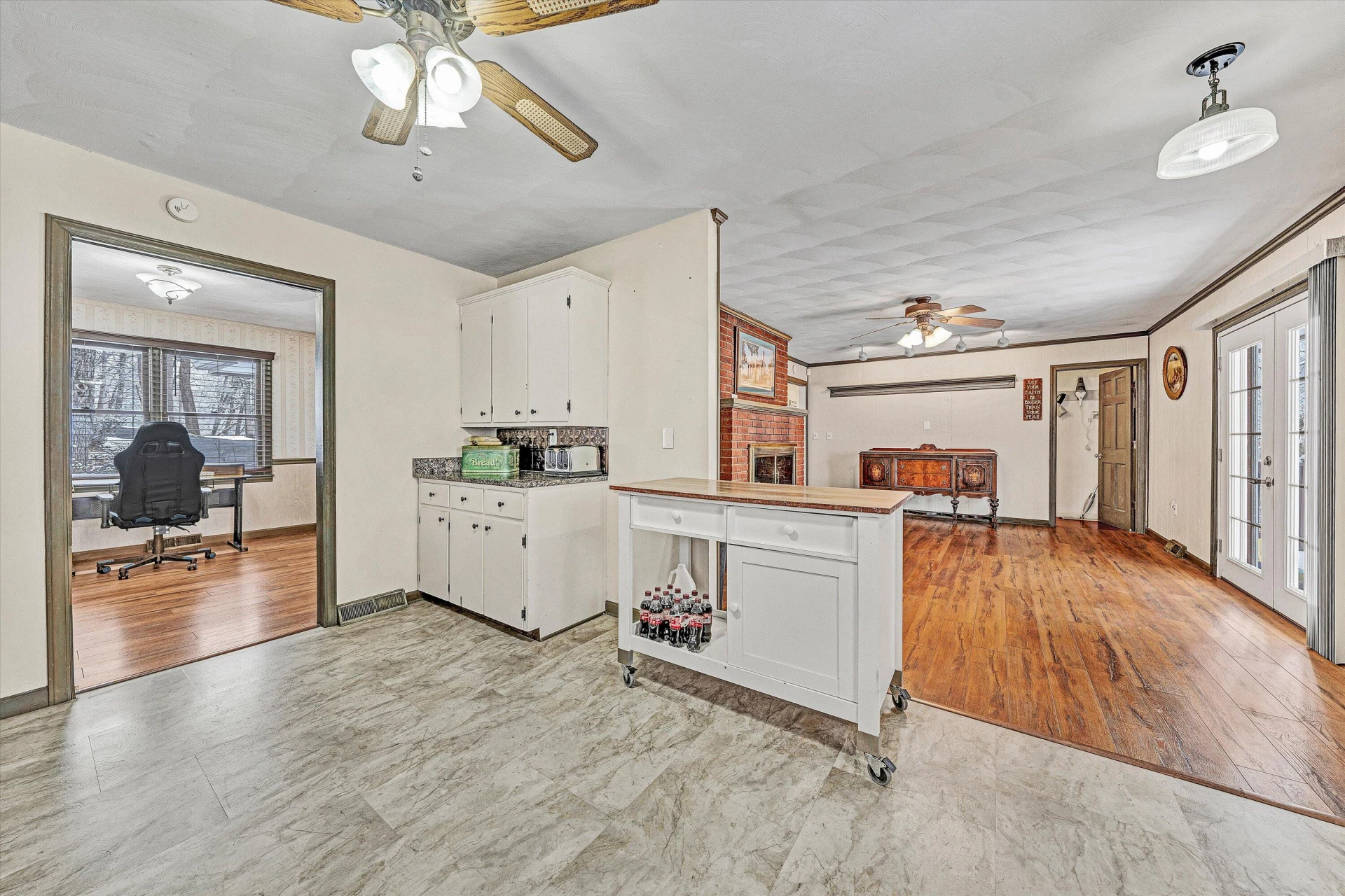 5633 Ferguson DR SE - Photo 12