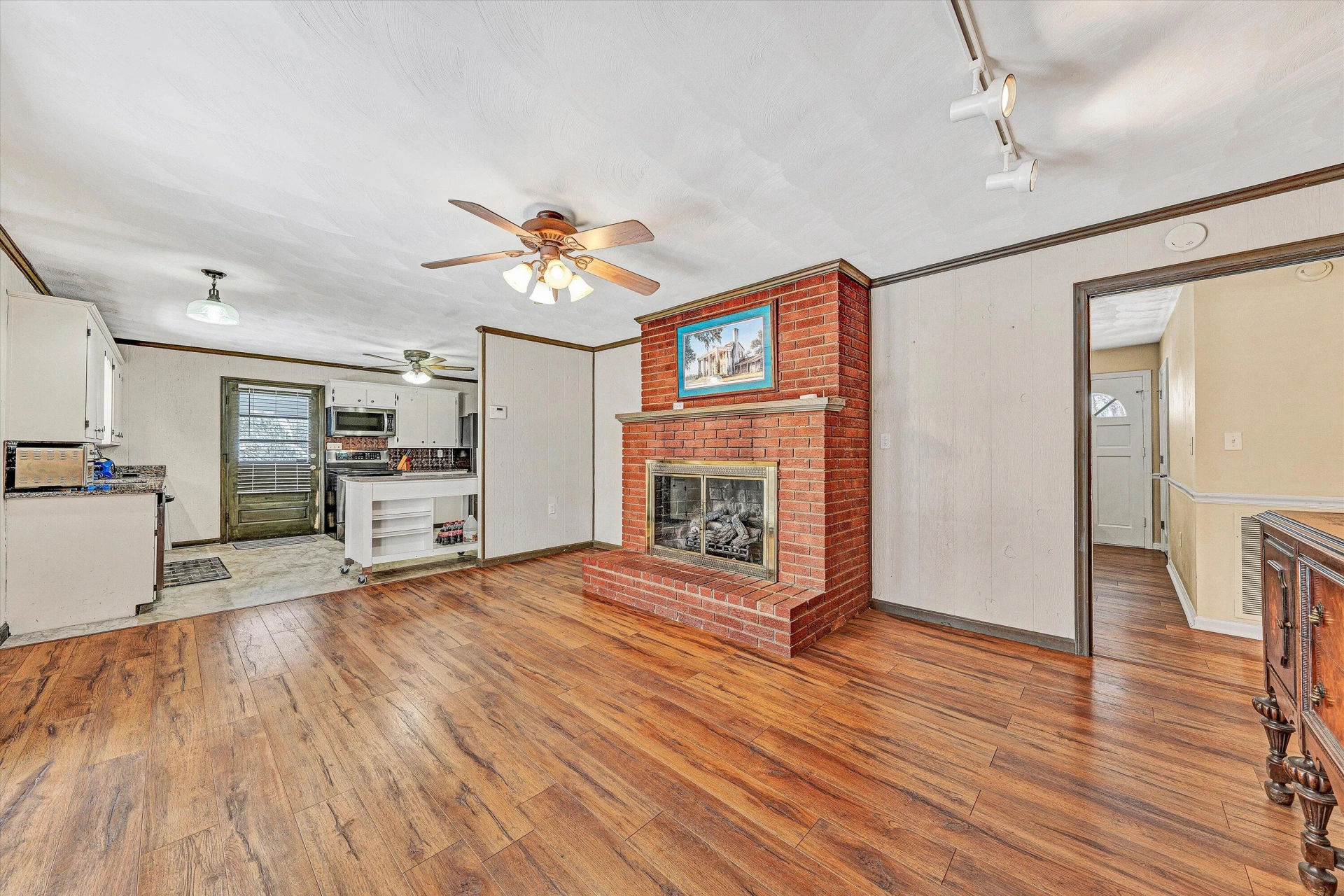 5633 Ferguson DR SE - Photo 14