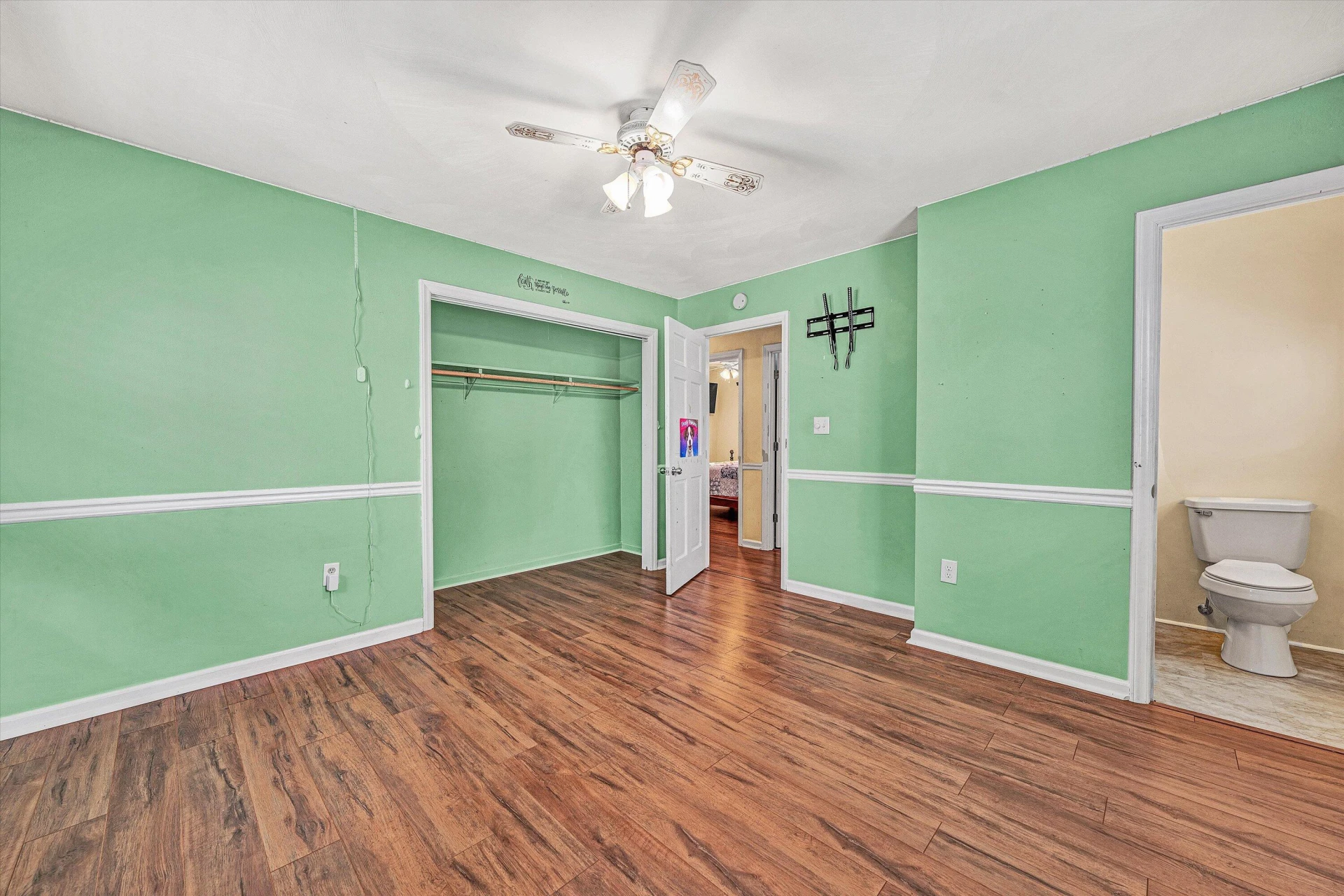 5633 Ferguson DR SE - Photo 19