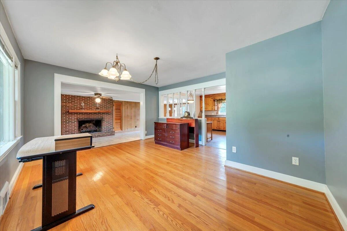 591 Wall Street ST - Photo 18